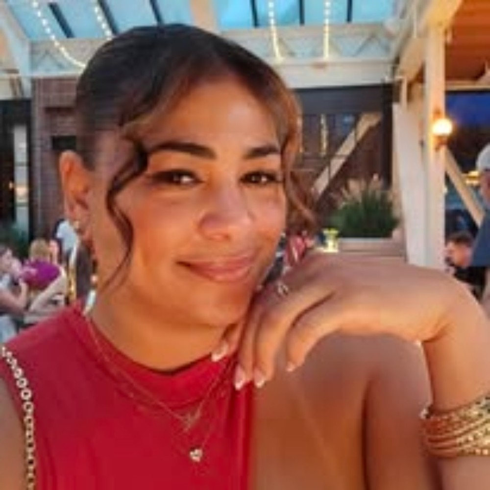 Meet your Posher, Danea
